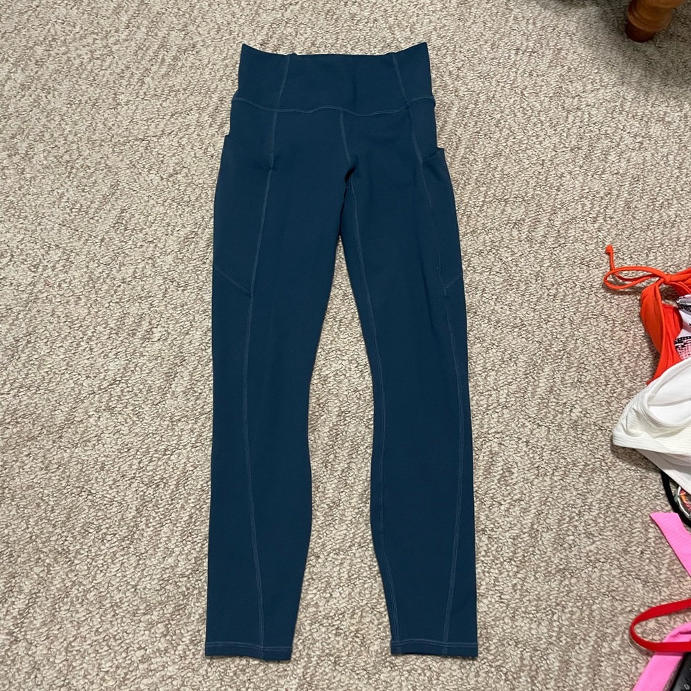 fabletics 7/8 leggings